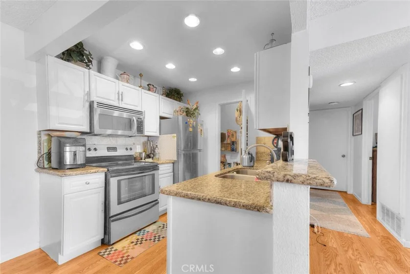 1555 Border Avenue #F photo 3