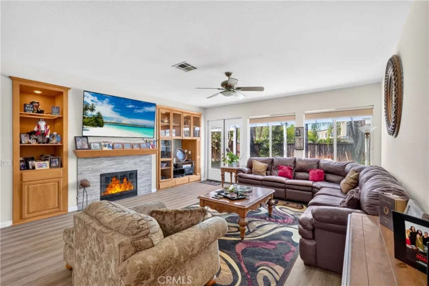 28209 Basswood photo 12