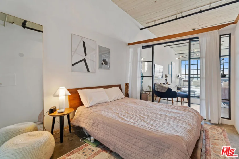 1855 Industrial Street #608 photo 3