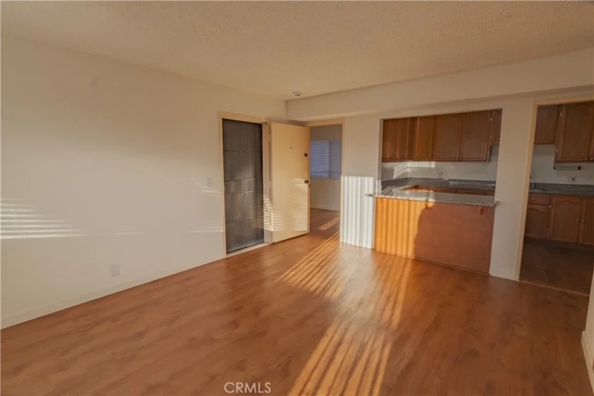 1140 Pacific Avenue #20 photo 4