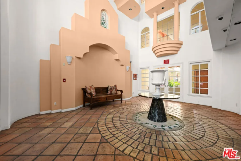 7218 Hillside Avenue #202 photo 20