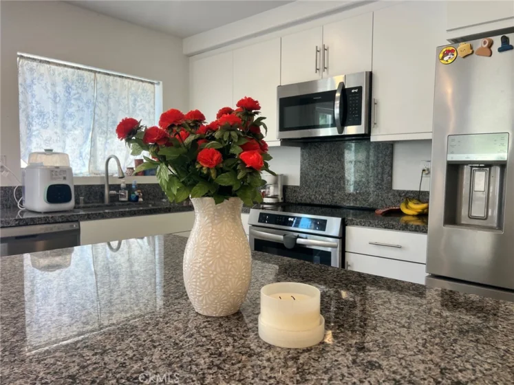 7276 Olive Grove photo 4