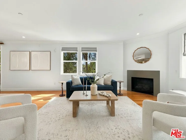 8121 Norton Avenue #201 photo 22
