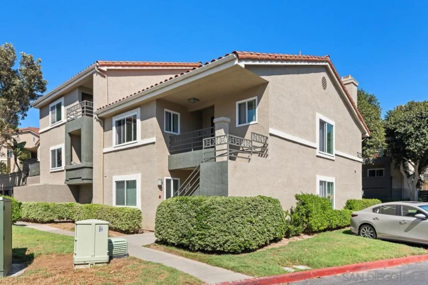7425 Charmant Drive #2601 photo 1