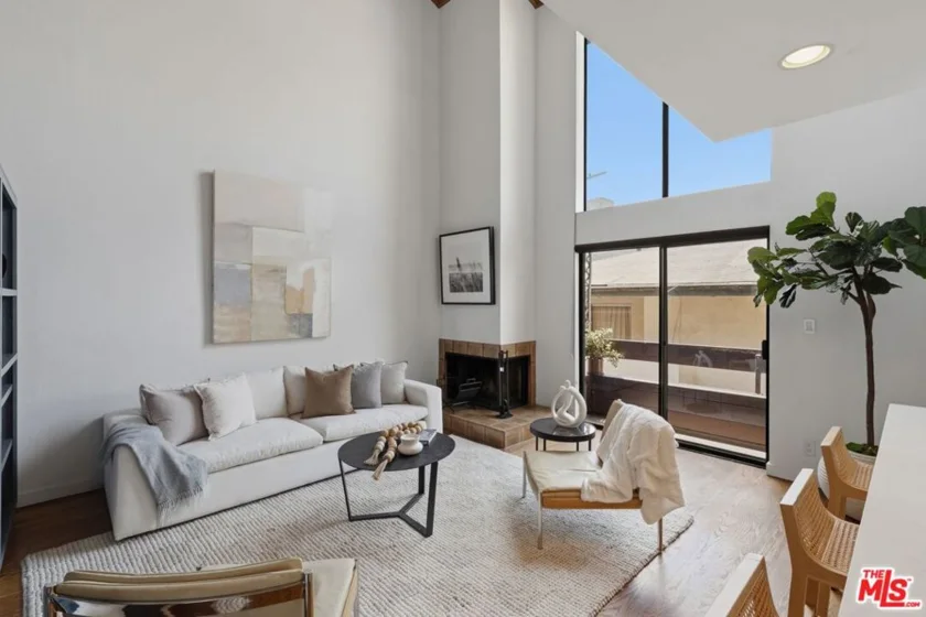 12806 Pacific Avenue #8 photo 2