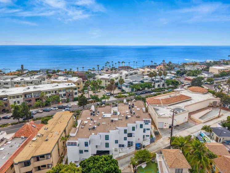 5437 La Jolla Boulevard photo 43