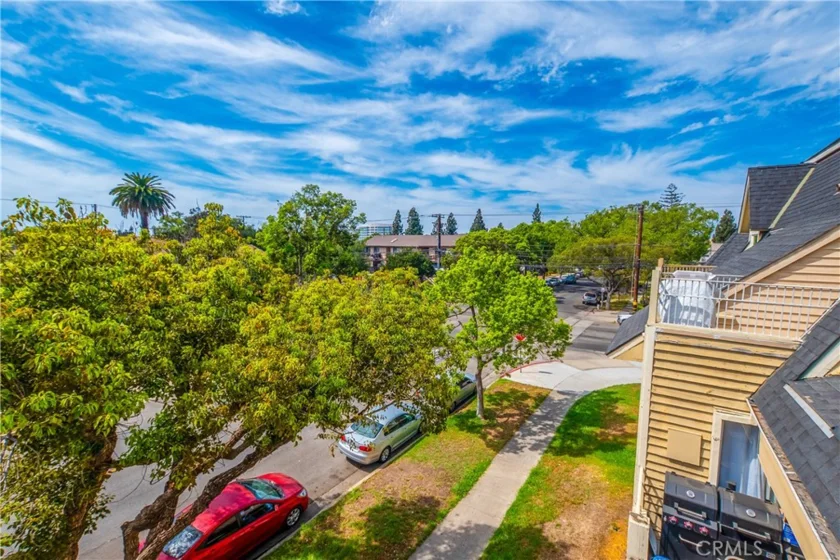 300 E Chestnut #300Q photo 15