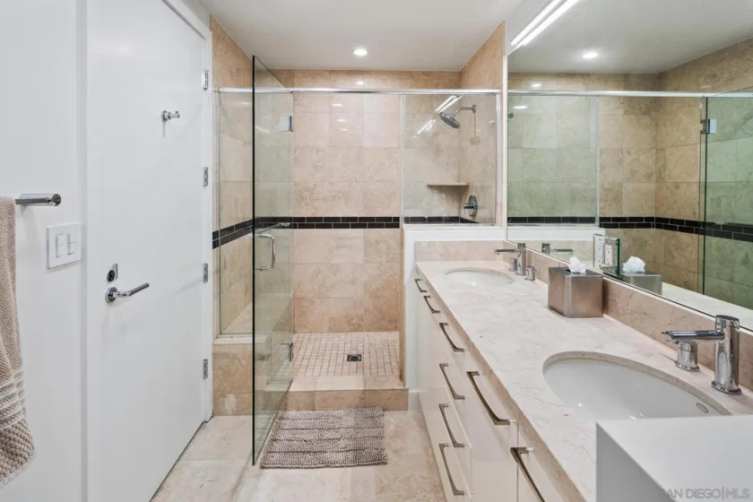 1205 Pacific Hwy #1206 photo 26