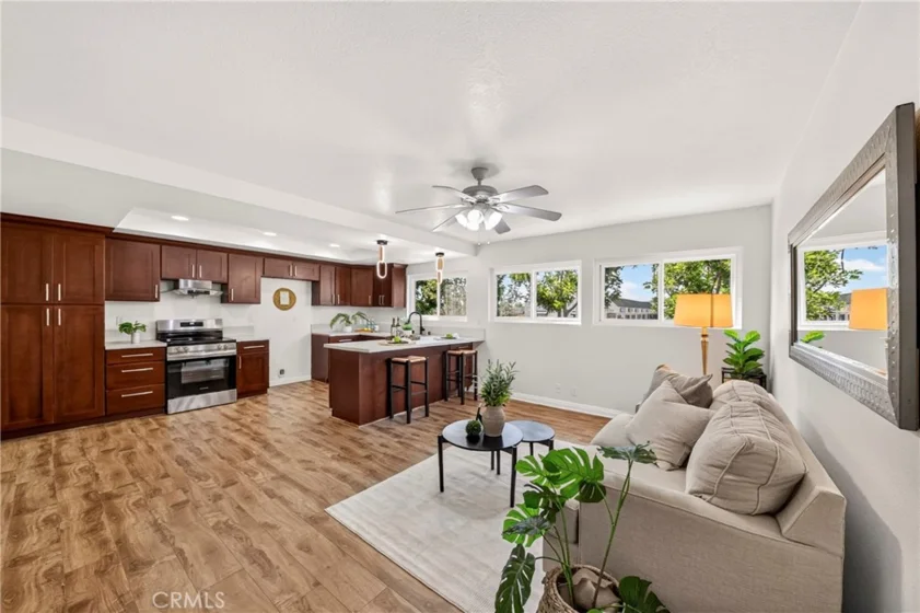 6273 Lincoln photo 14