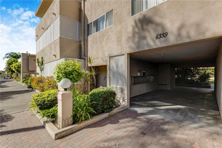 6339 Morse #202 photo 2