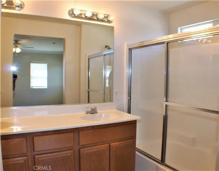 15613 Lasselle Street #17 photo 10