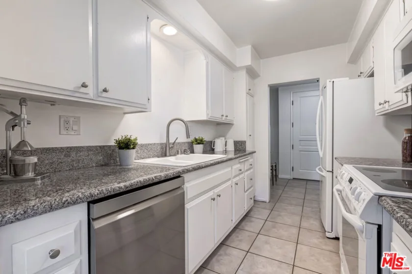 809 S Bundy Drive #214 photo 7