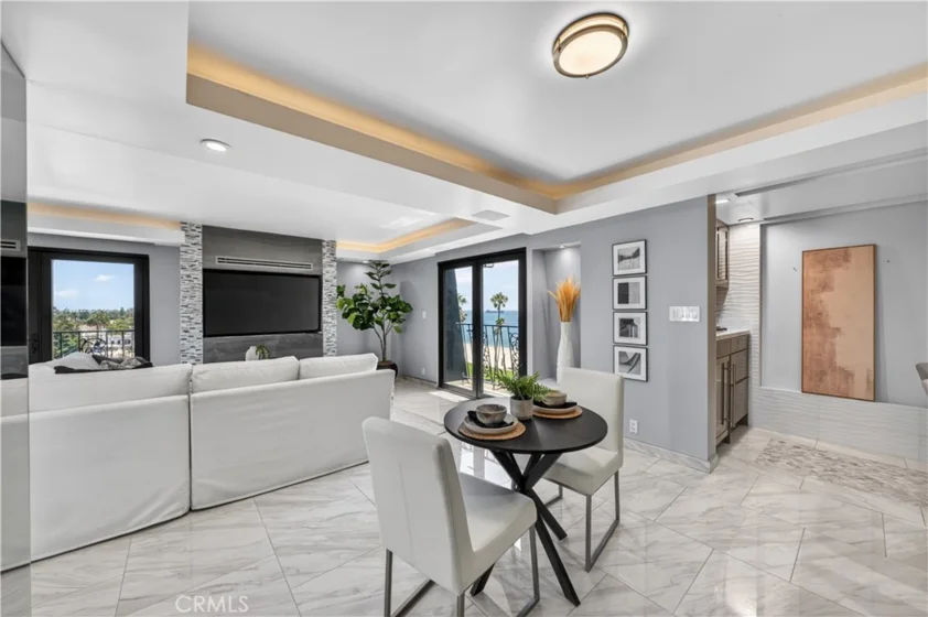 2601 E Ocean #807 photo 4