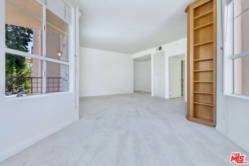 14570 Benefit Street #201 photo 25