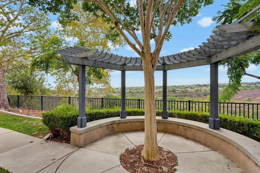 2707 Iron Wood Court photo 24
