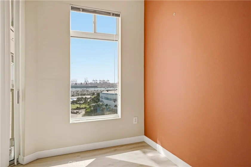 488 E Ocean #1518 photo 22