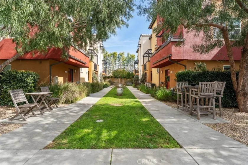 8620 Belford #106 photo 5