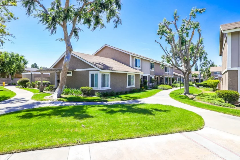 11215 Windemere Way photo 1