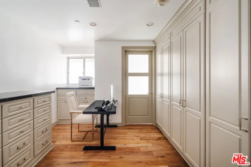 10375 Wilshire Boulevard #11H photo 10