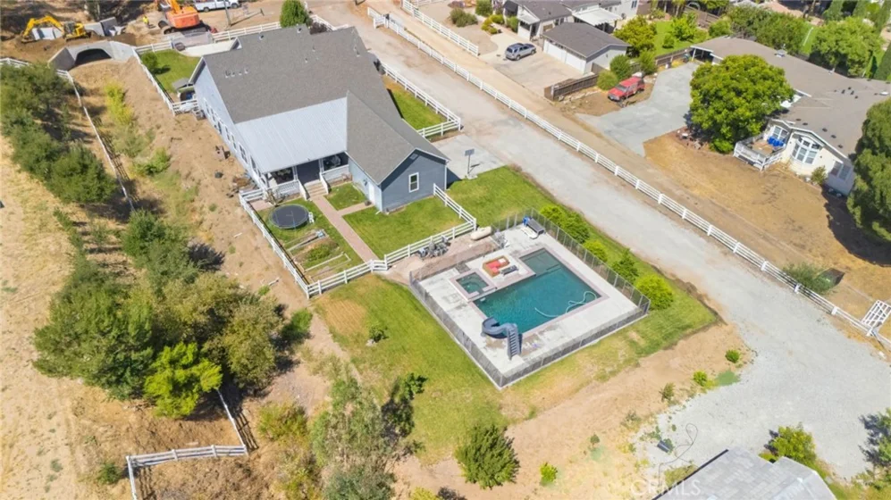 24940 Hayes photo 65