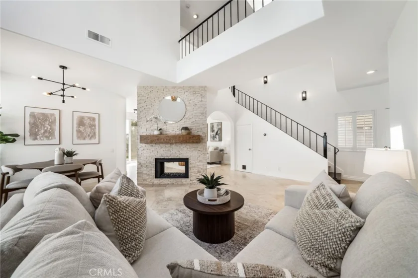 84 Hawaii Drive photo 13