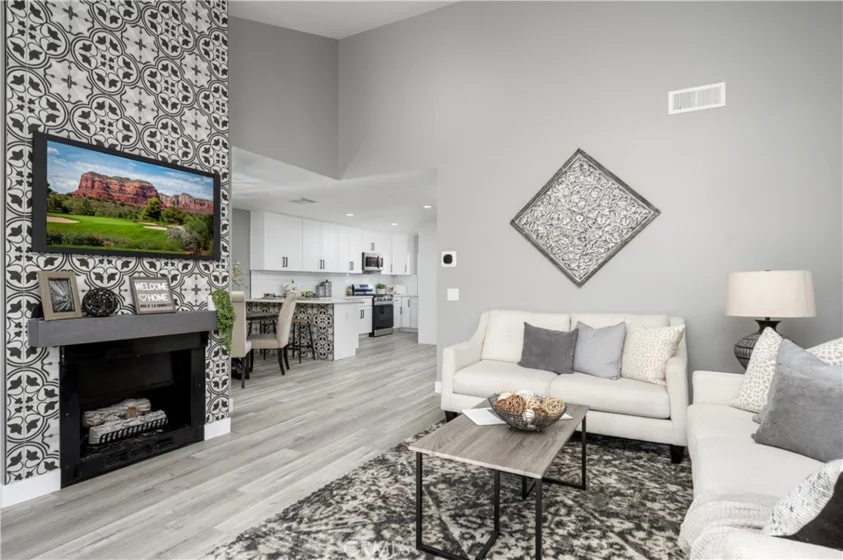 950 E La Habra Boulevard #103 photo 1
