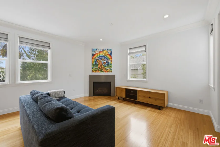 8121 Norton Avenue #201 photo 18