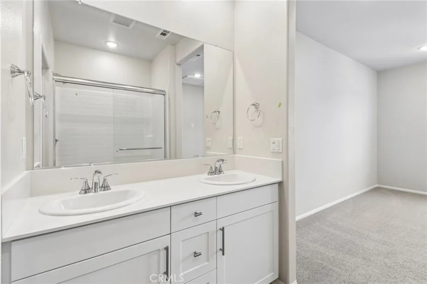 405 Lotus Drive photo 22