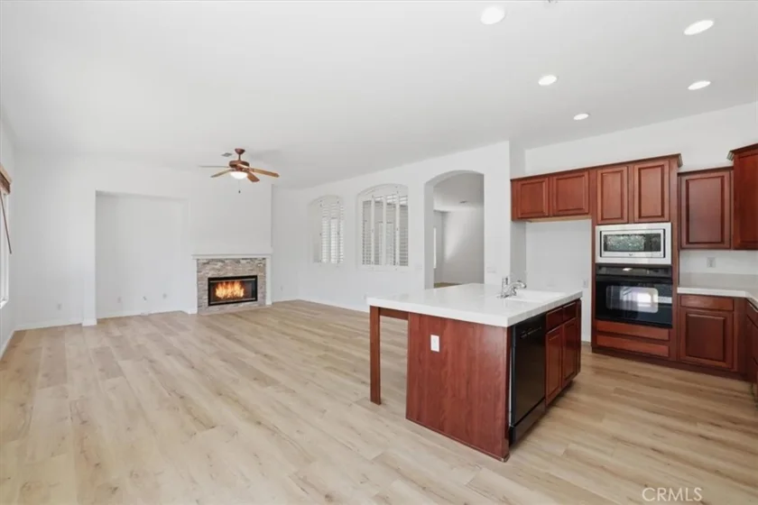 26757 Queen Court photo 9