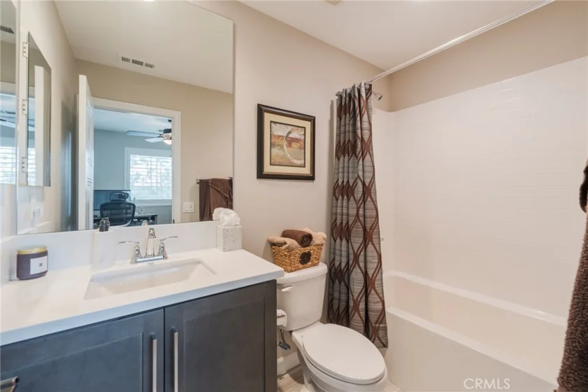 102 Lantana Drive photo 13