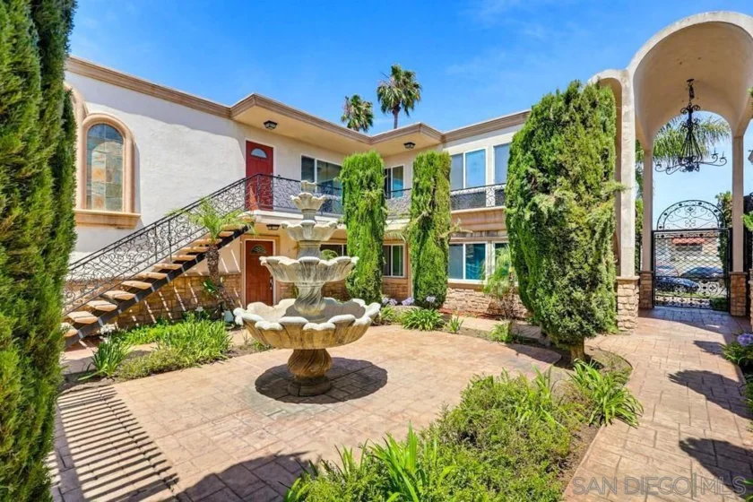 3562 Marlborough Avenue #4 photo 32