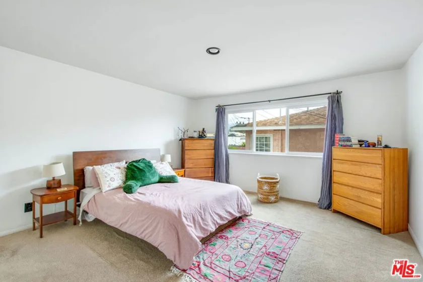 1440 W 9th Street #2 photo 24