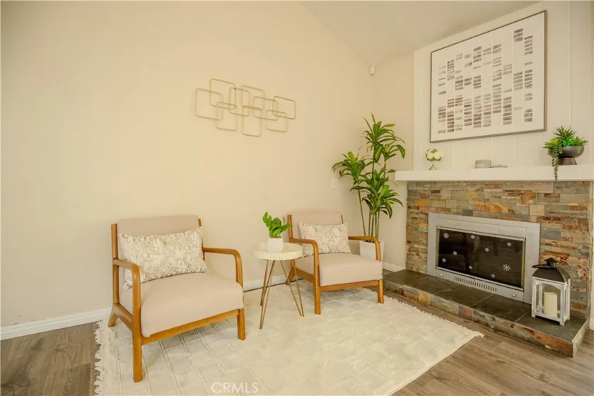 2528 N Tustin #D photo 23