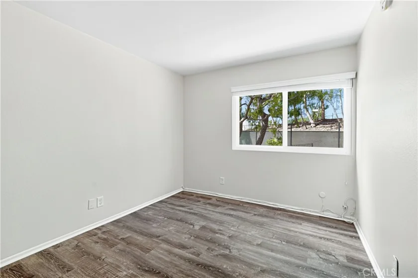 22139 Burbank Boulevard #7 photo 18