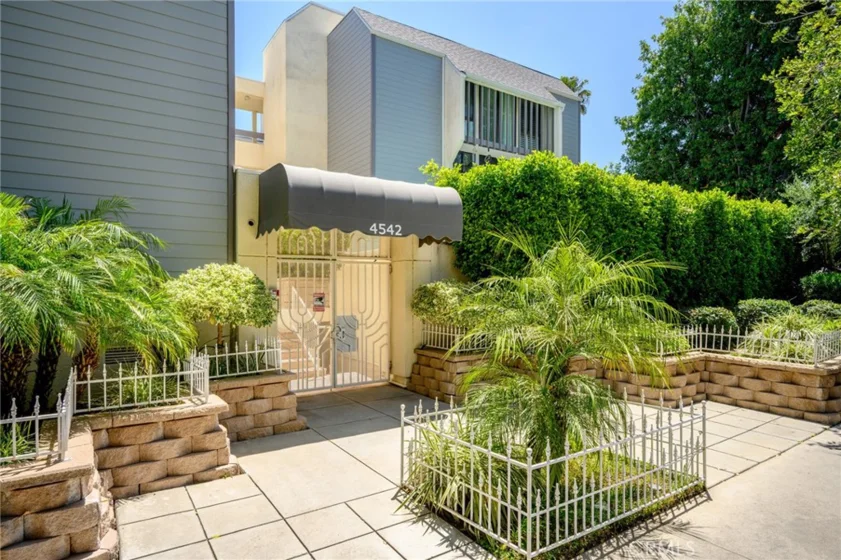 4542 Willis Avenue #107 photo 1