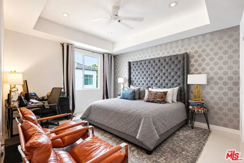 5400 Playa Vista Drive #23 photo 31