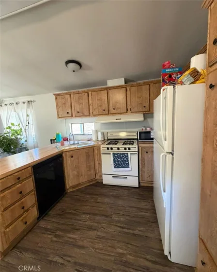 37525 E Benton Road photo 5