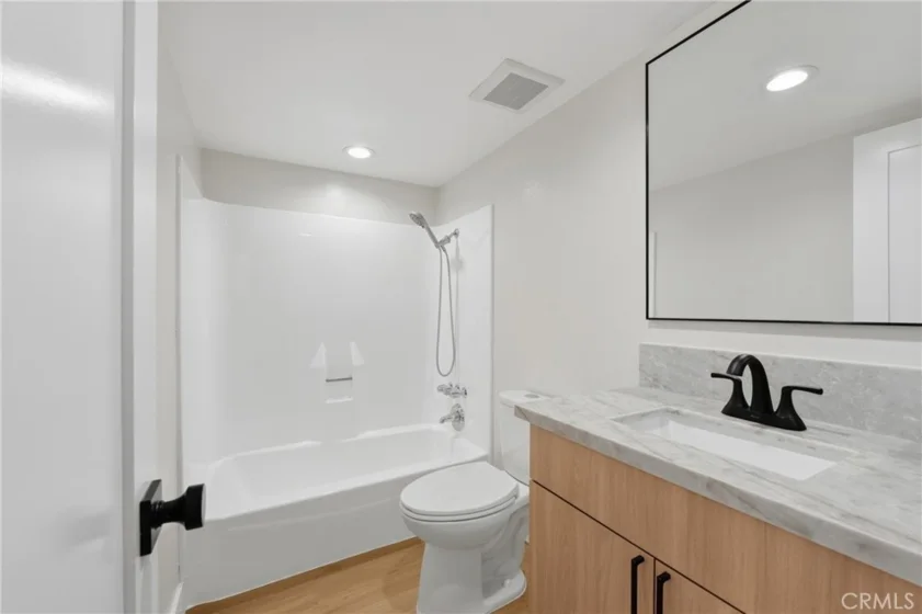 6275 Canoga #68 photo 18