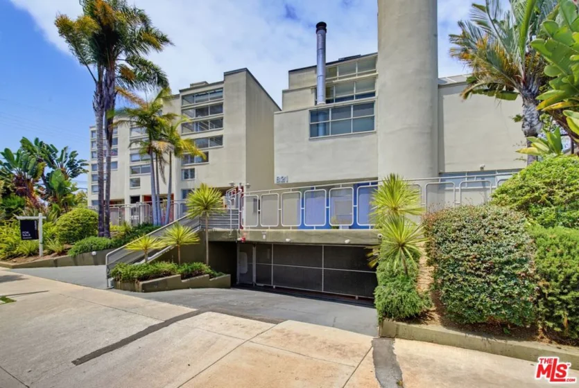 821 Bay Street #C6 photo 26
