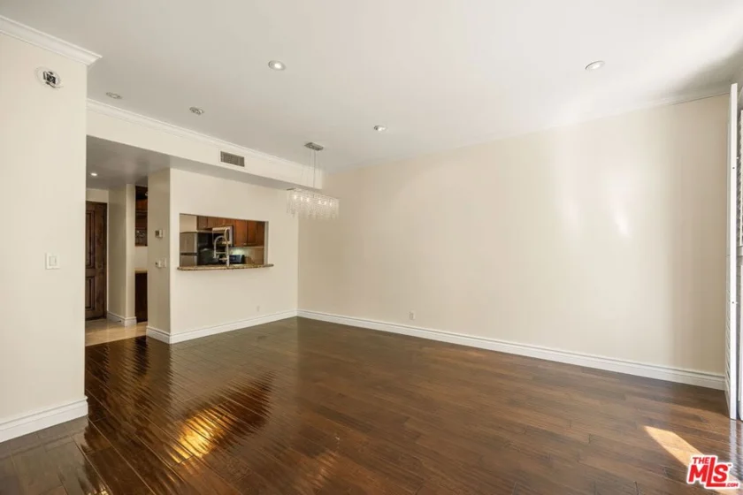 4128 Whitsett Avenue #107 photo 14