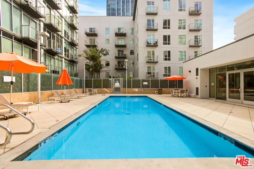 645 W 9th Street #529 photo 8