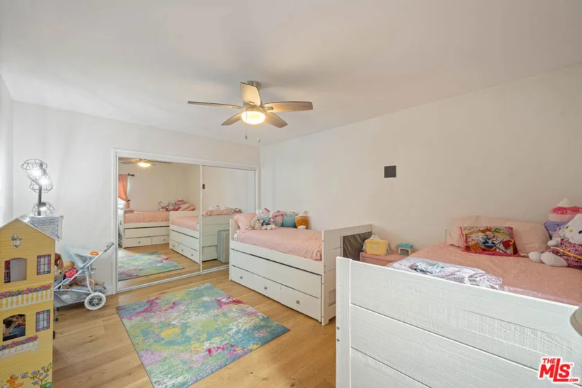 1515 S Beverly Drive #201 photo 6