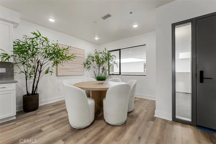 24722 Del Prado #303 photo 3