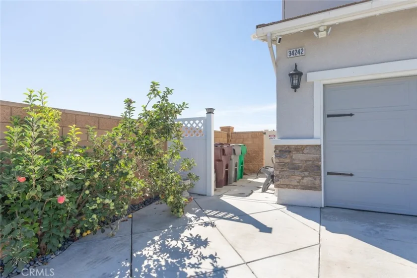 34242 Faircrest Street photo 11