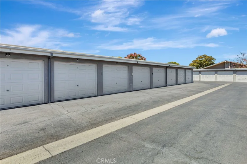 8566 Larkhall Circle #808-B photo 17