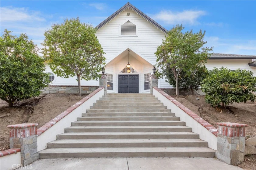 42761 Juniper photo 1