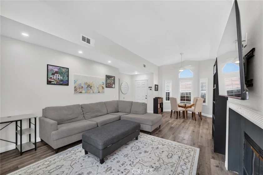 25998 Summer Dawn Court photo 8