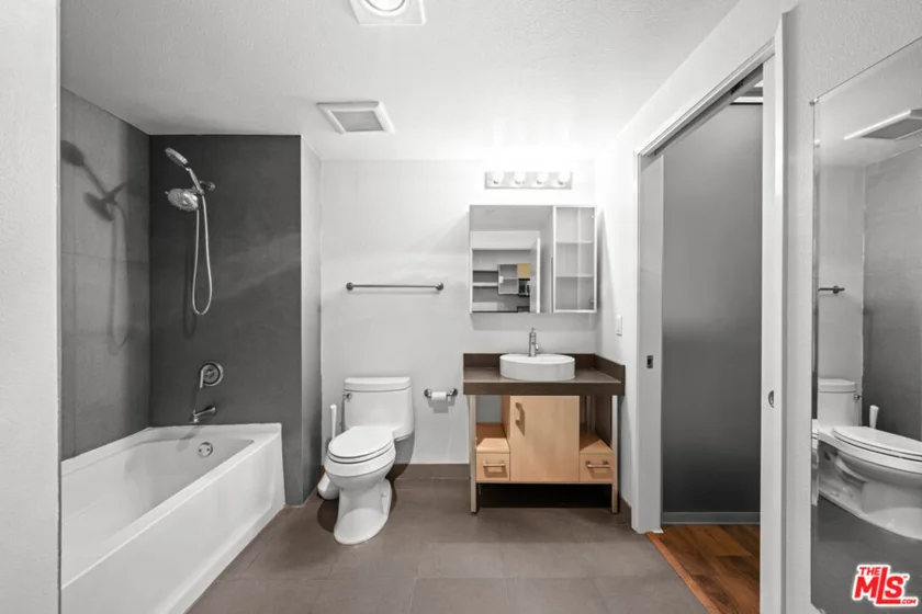 1234 Wilshire Boulevard #422 photo 14