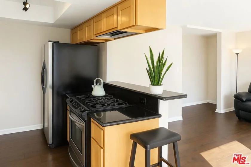 869 S Wooster Street #103 photo 20