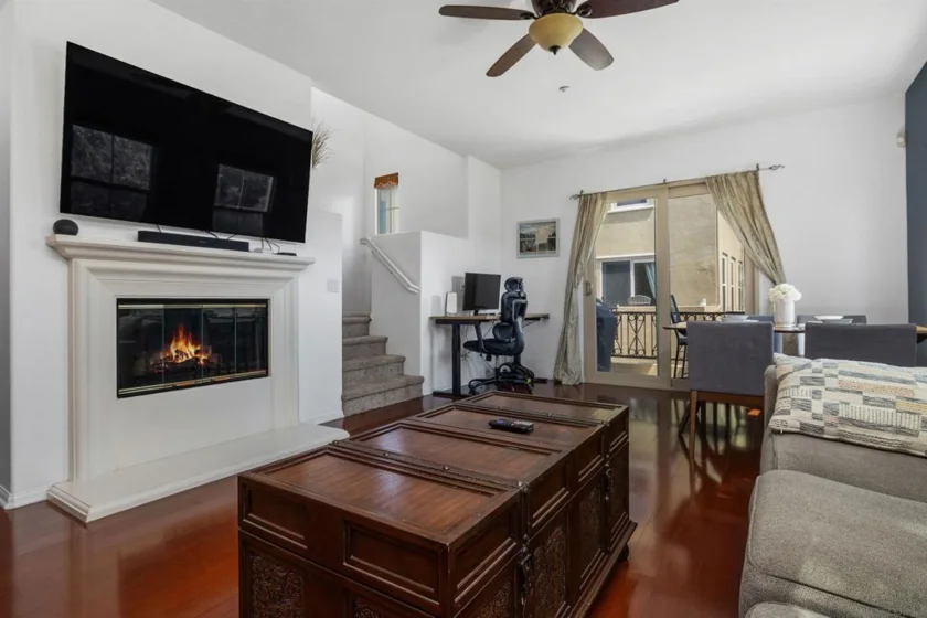 2674 Escala Circle photo 5